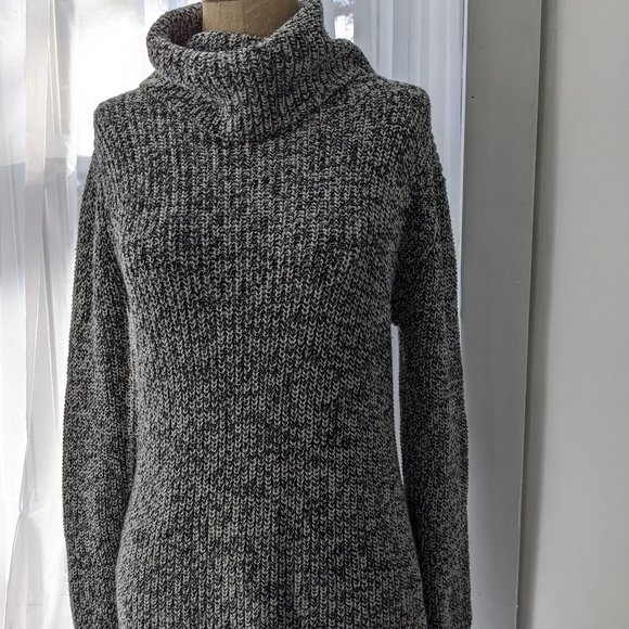 A&F small turtleneck knit sweater / dress marbled gray - Picture 1 of 3